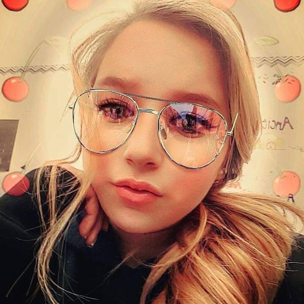 Meet your Posher, Alexa